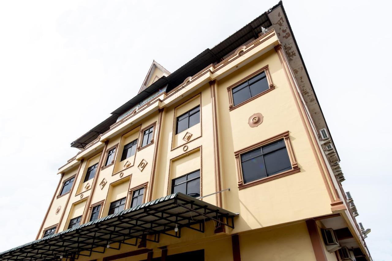 Oyo 1364 Pondok Wisata Istana XI Medan Exteriér fotografie